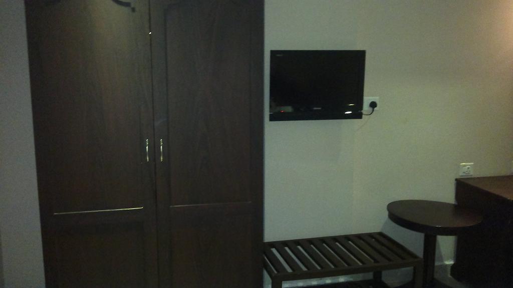 Hotel Sea Palace كولاّم المظهر الخارجي الصورة